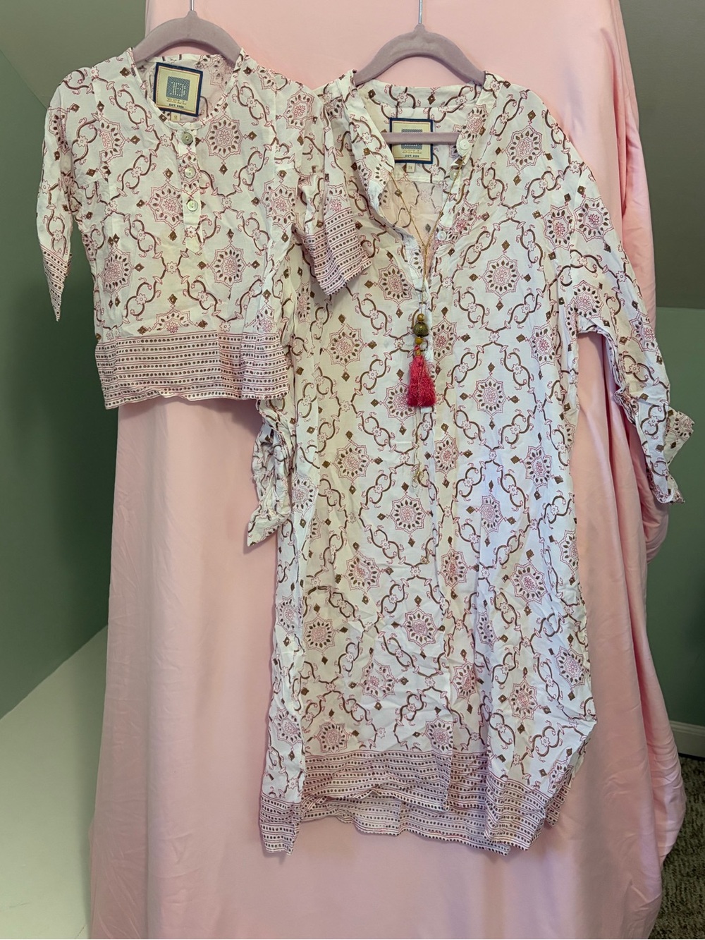 Alicia Bell Cotton Tunic Set w/ Pink Floral Motif Mommy & Me size md & 2T